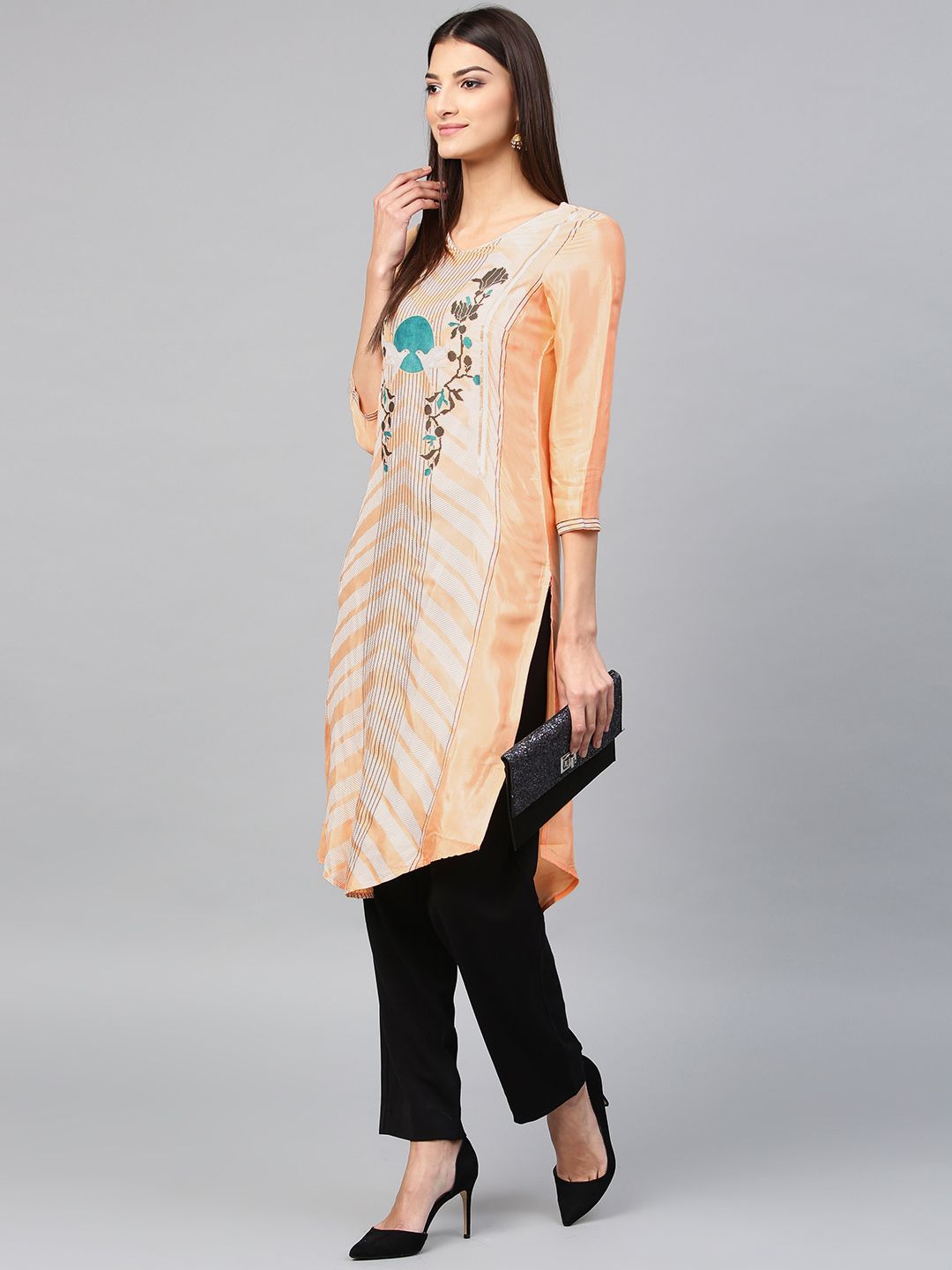 W Women Peach-Coloured Floral Print Straight Kurta