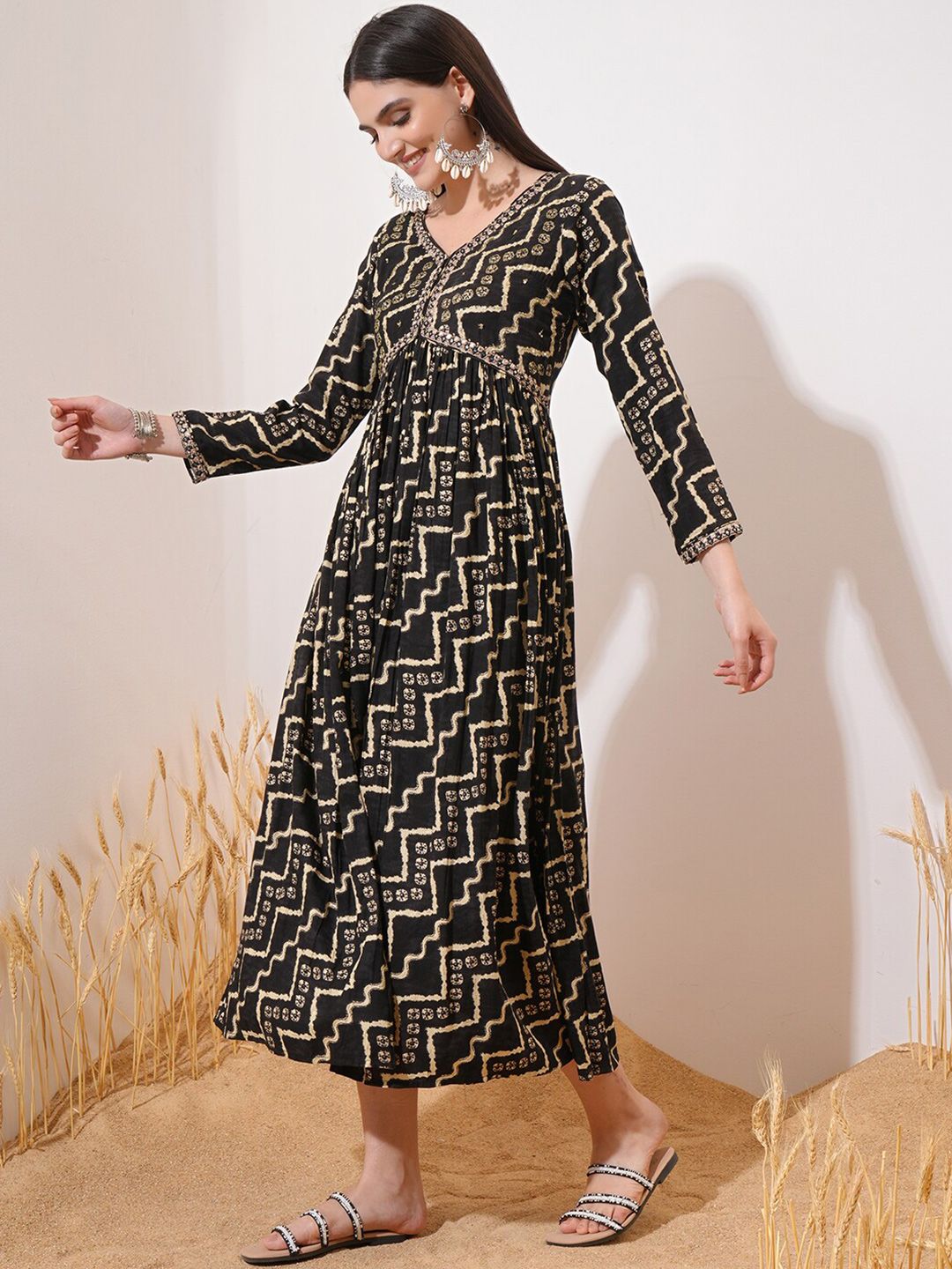 Vishudh Printed Fit & Flare Midi Dress