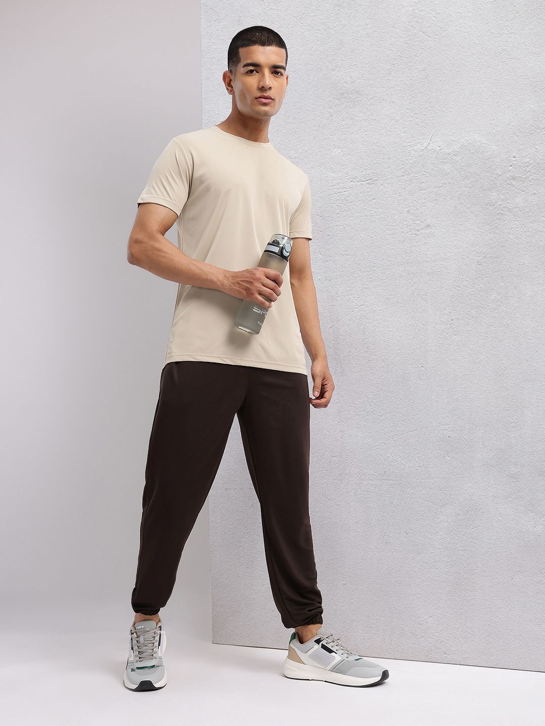 HRX by Hrithik Roshan Men Typography Print Mid-Rise Rapid-Dry Training Joggers