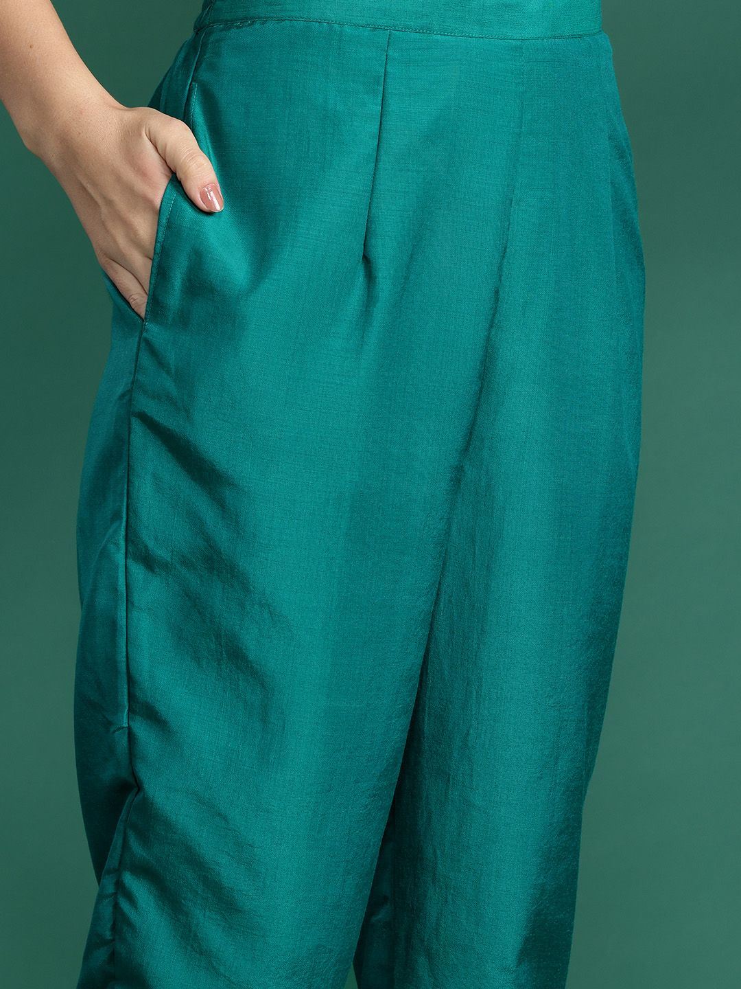 Indo Era Ethnic Motifs Woven Design Zari Kurta With Trousers & Dupatta