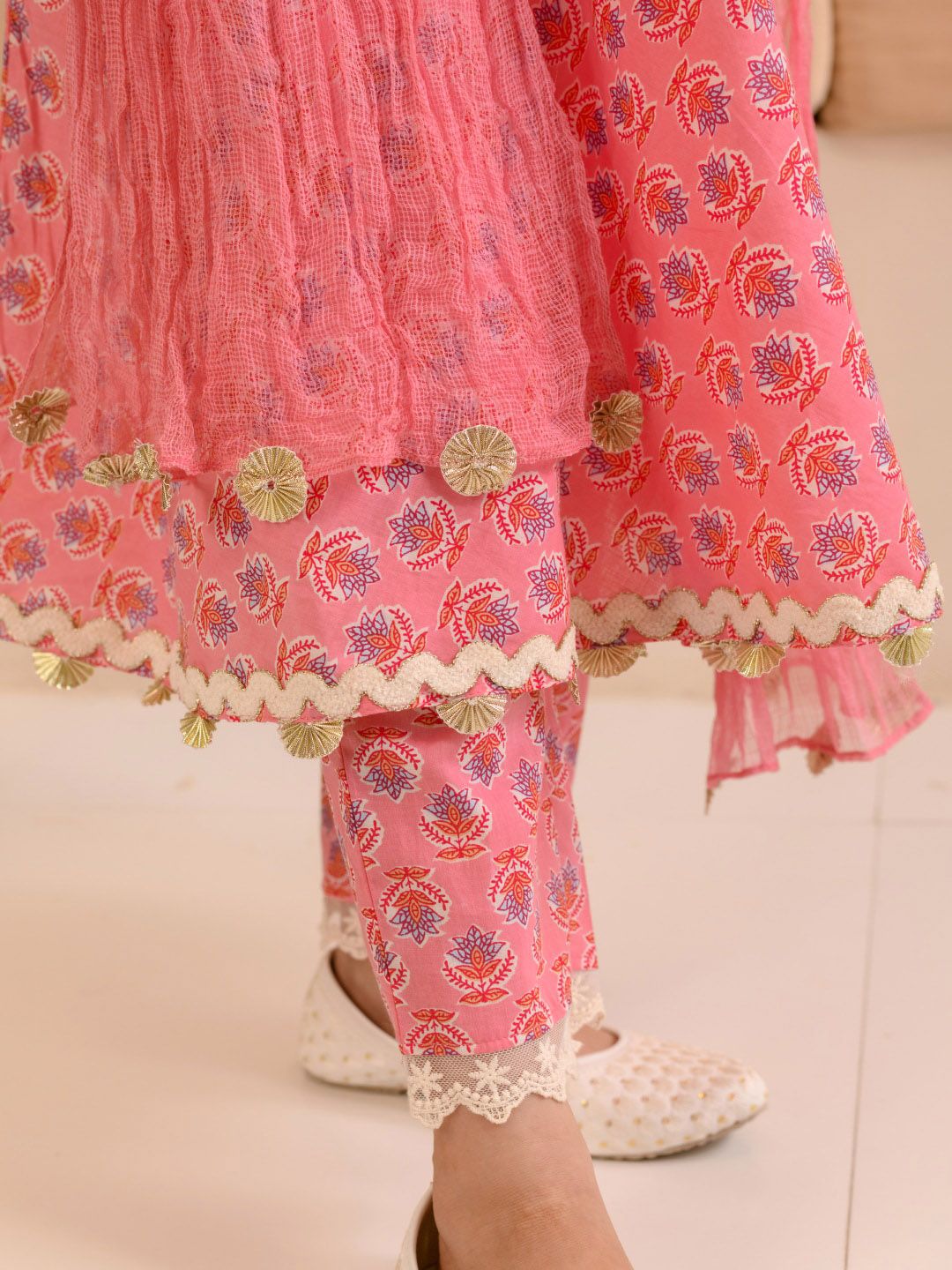 pspeaches Girls Floral Printed Pure Cotton Kurta with Trousers & With Dupatta