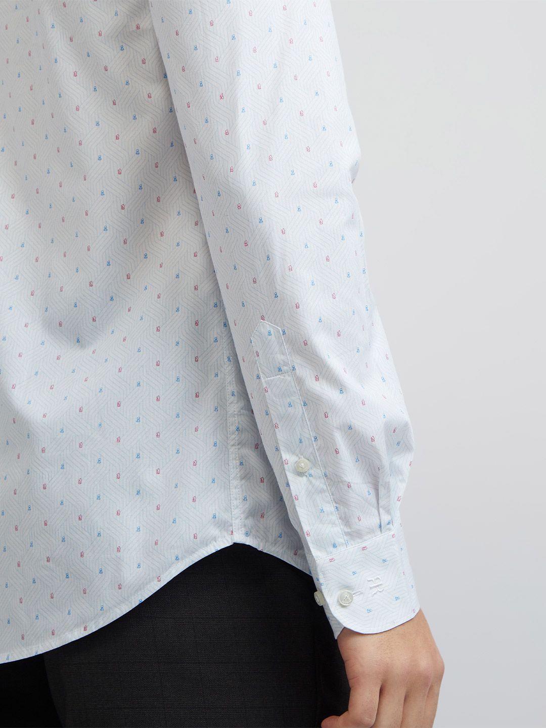 Raymond Men Slim Fit Geometric Printed Pure Cotton Formal Shirt