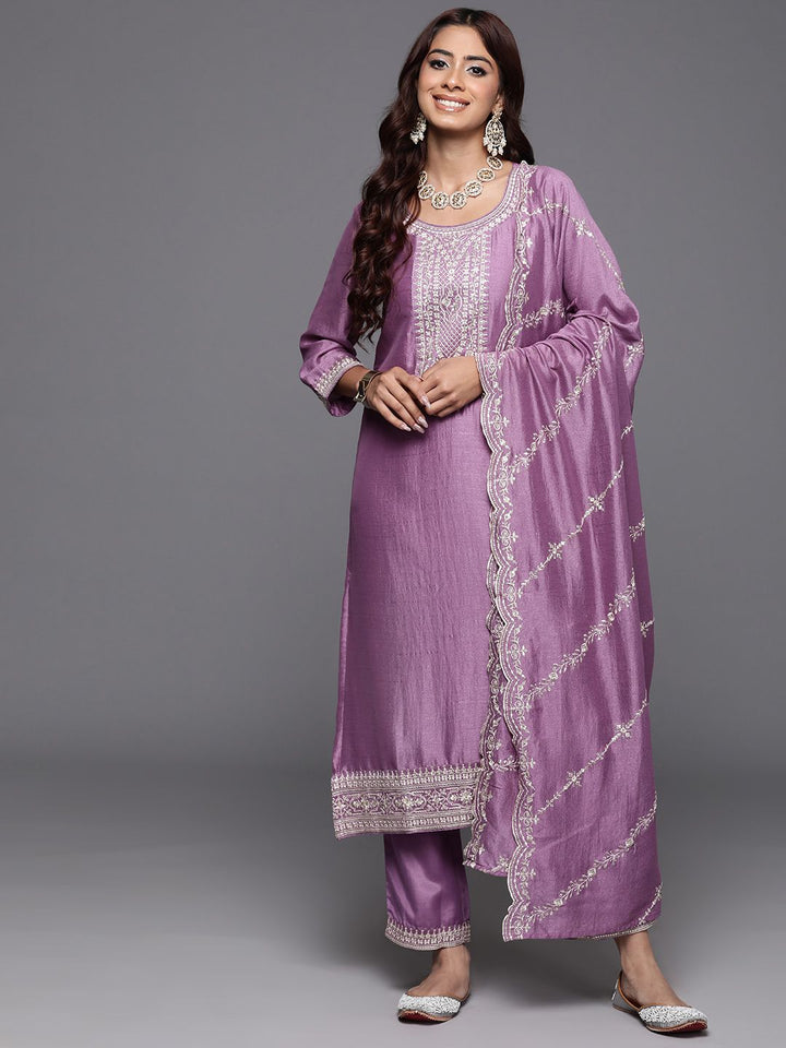 Indo Era Floral Embroidered Regular Sequinned Kurta with Trousers & Dupatta