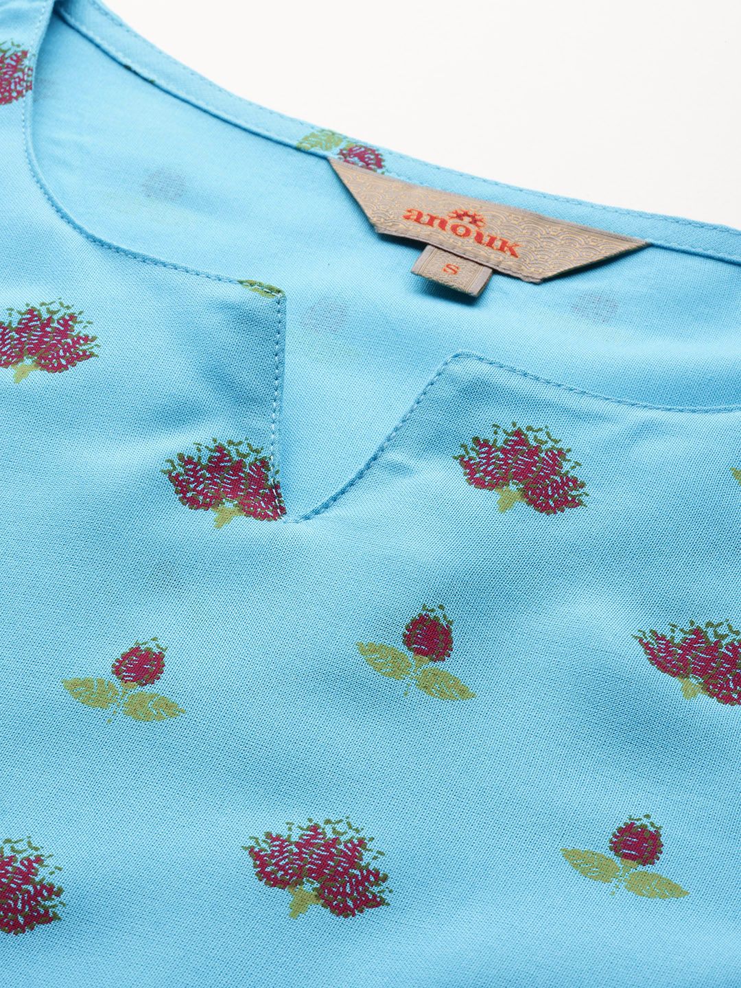 Anouk Floral Printed Puff Sleeves Straight Kurta