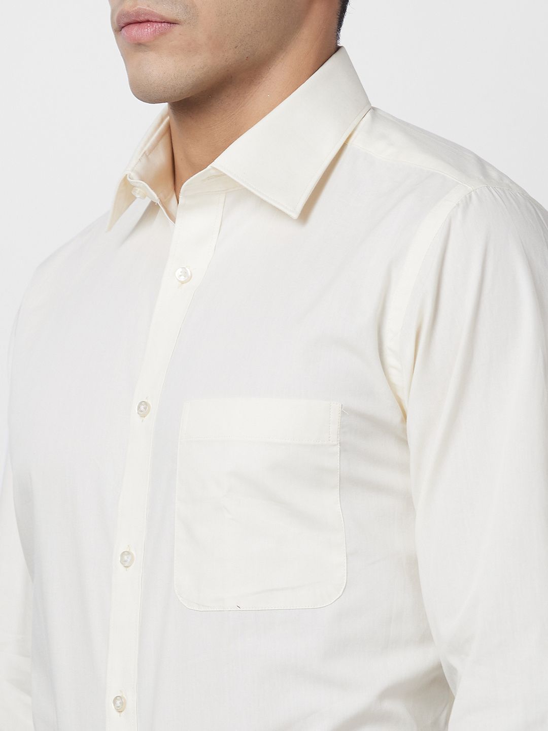 Raymond Solid Slim Fit Pure Cotton Formal Shirt