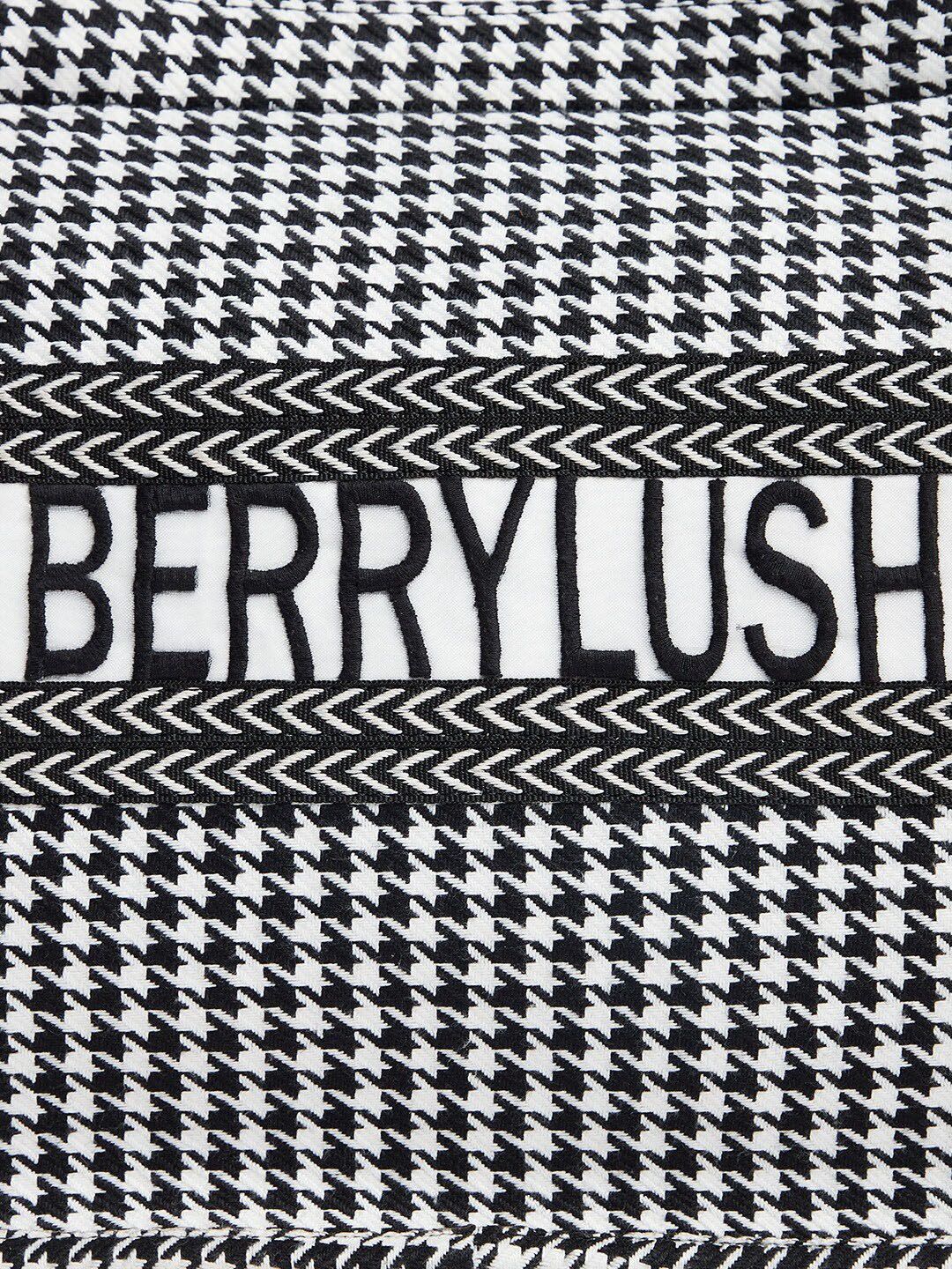 Berrylush Checked Tote Bag Handbags
