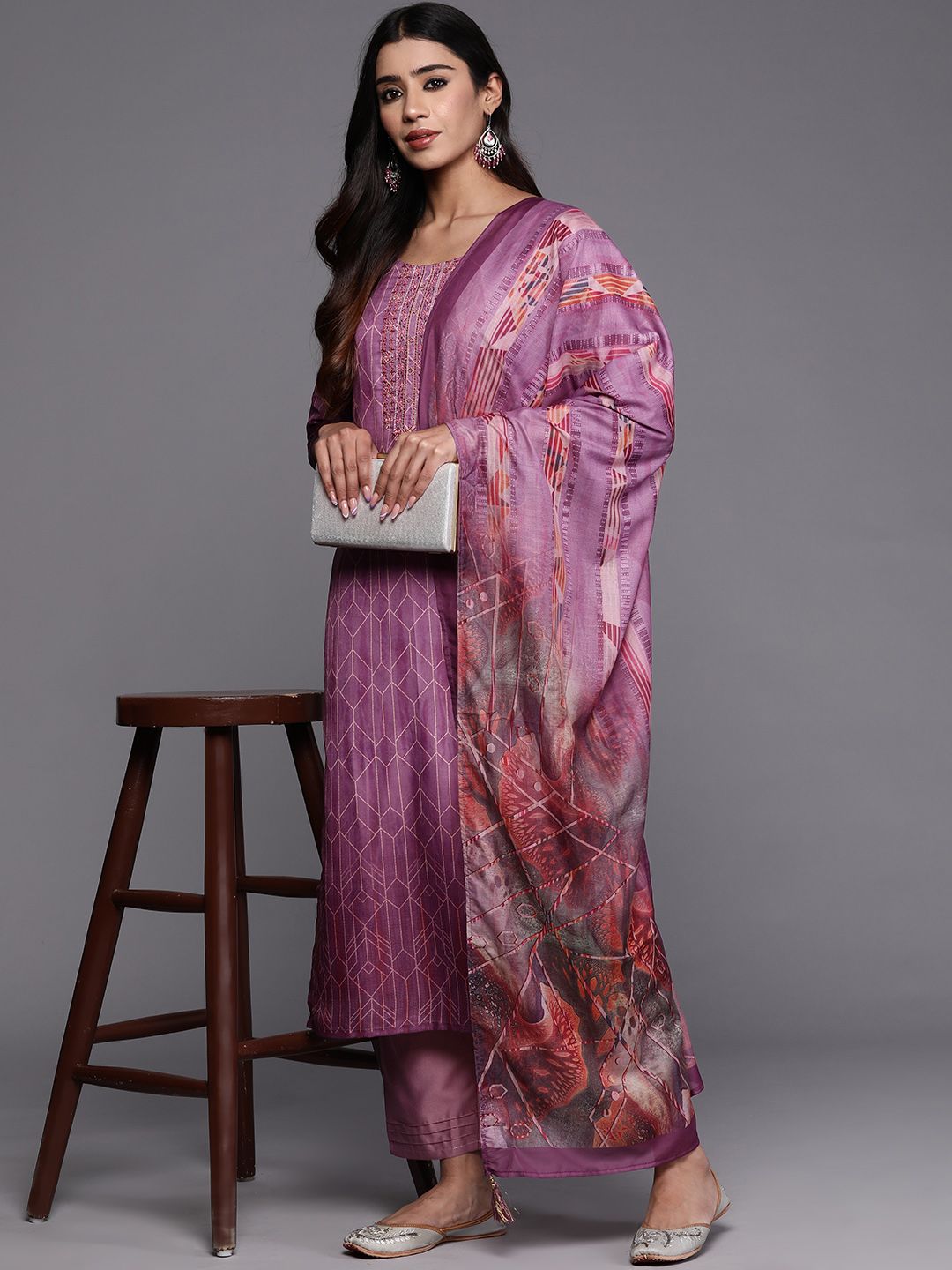 Libas Embroidered Regular Thread Work Kurta With Trousers & Dupatta