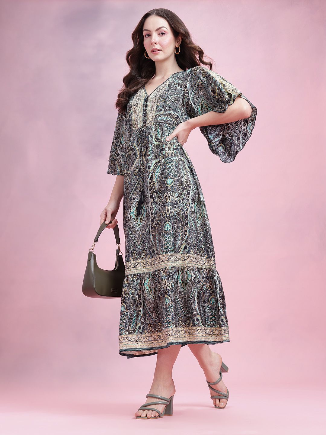 DressBerry Printed Kimono Sleeves Kaftan Midi Dress