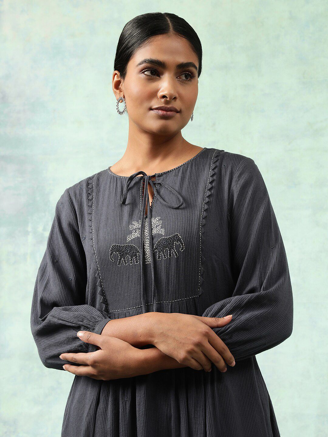 W The Folksong Collection Striped Tie-Up Neck Thread Work A-Line Kurta