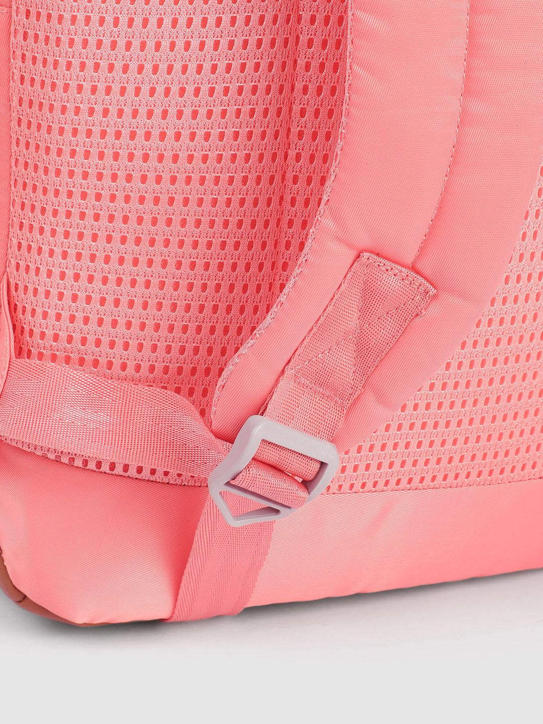 Gear Unisex Minimalist Laptop Backpack