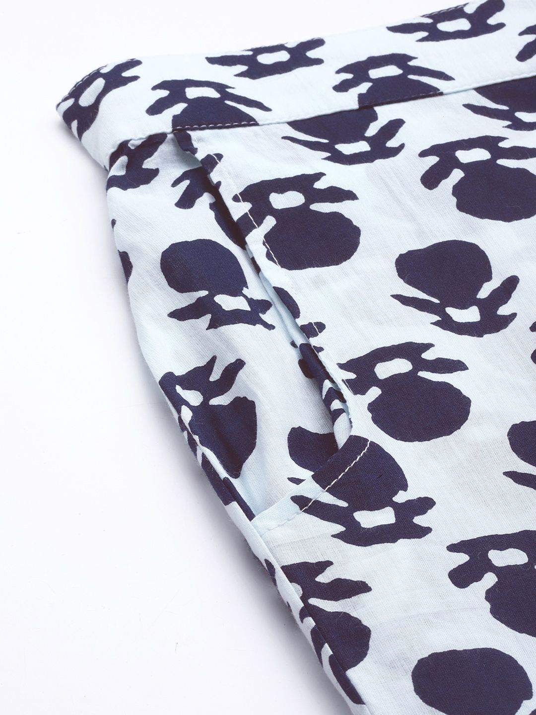 Libas Women White & Navy Blue Printed Pure Cotton Night suit