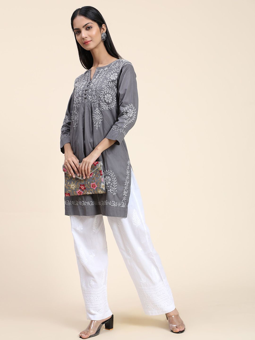 HOUSE OF KARI Women Chikankari Kurta