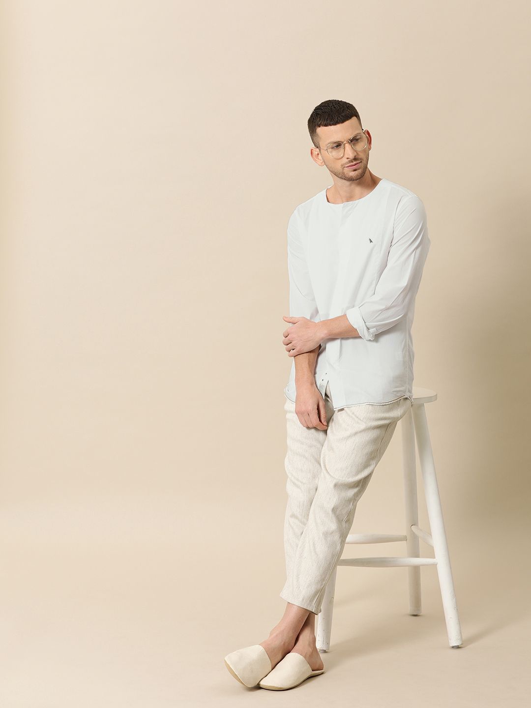 Mr Bowerbird Men White Tailored Fit Solid Casual Shirt