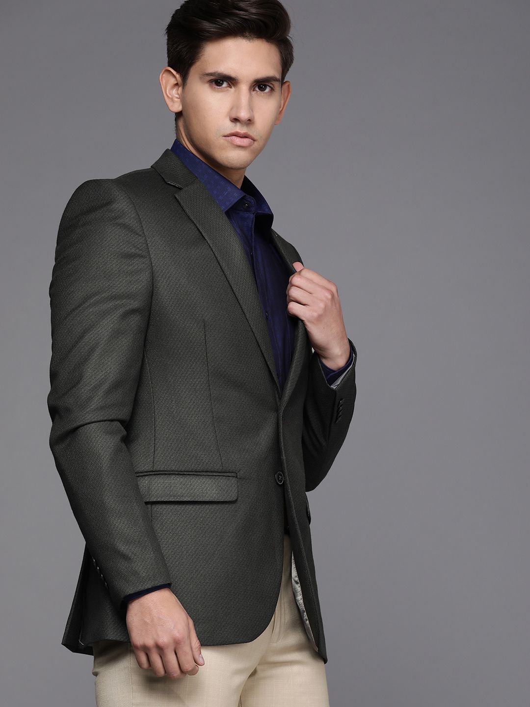 Raymond Men Dark Grey Notched Lapel Collar Slim-Fit Single-Breasted Formal Blazer