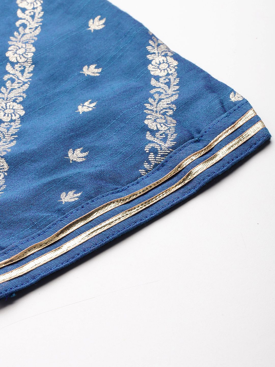 Anouk Pleated Foil Print Gotta Patti Kurta with Trousers