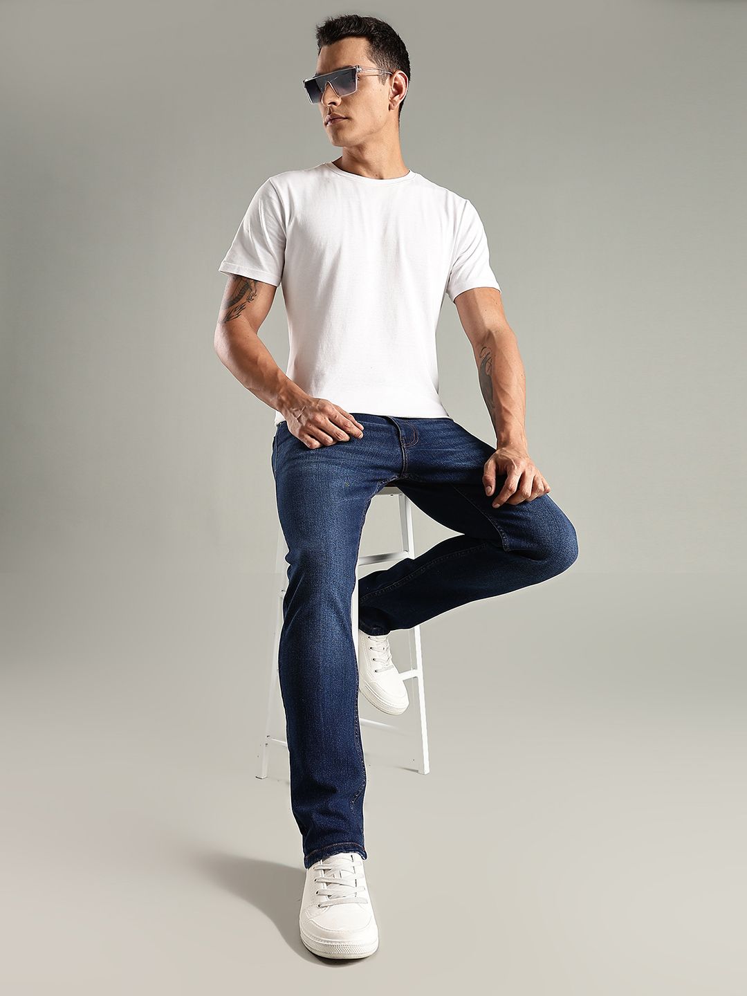 Thomas Scott Men Original Slim Fit Mid-Rise Light Fade Stretchable Jeans