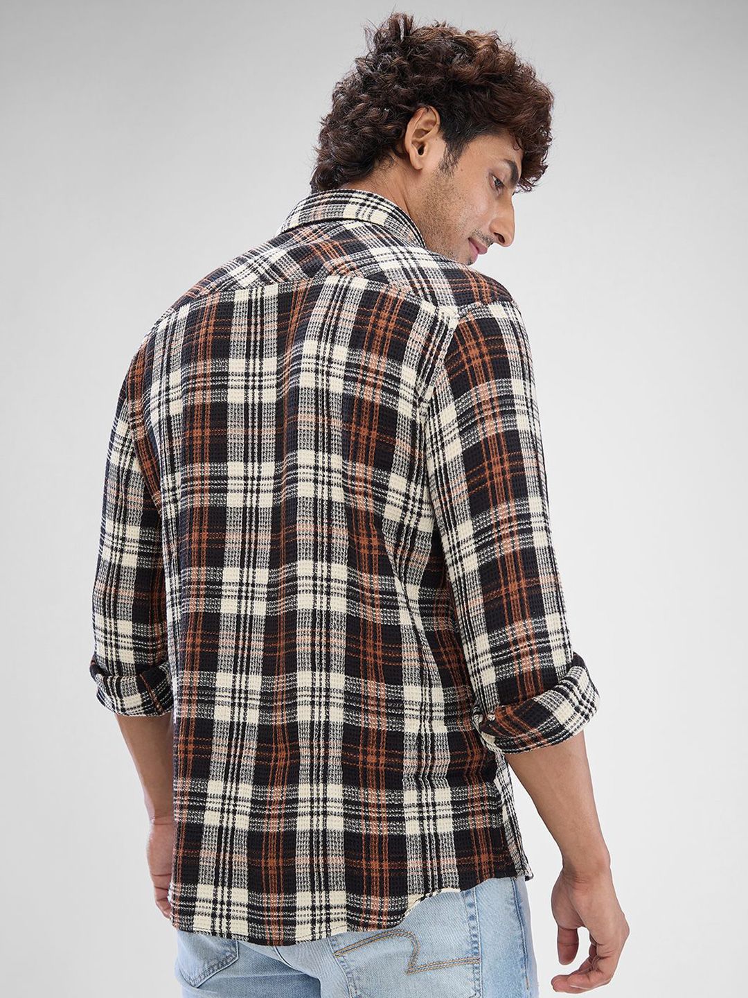 Spykar Men Slim Fit Tartan Checks Cektan Casual Sasual