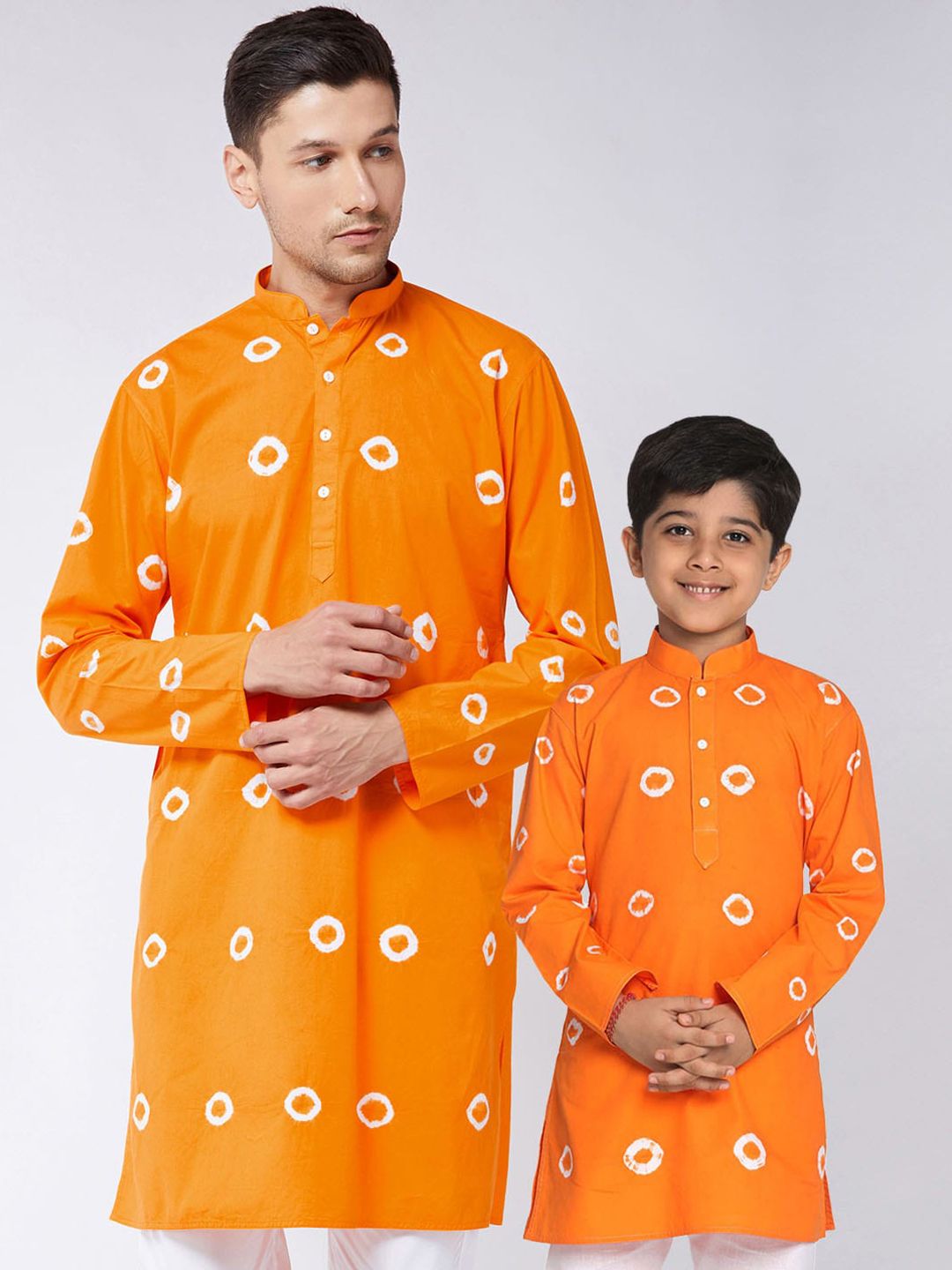 VASTRAMAY Tie & Dyed Pure Cotton Straight Kurta