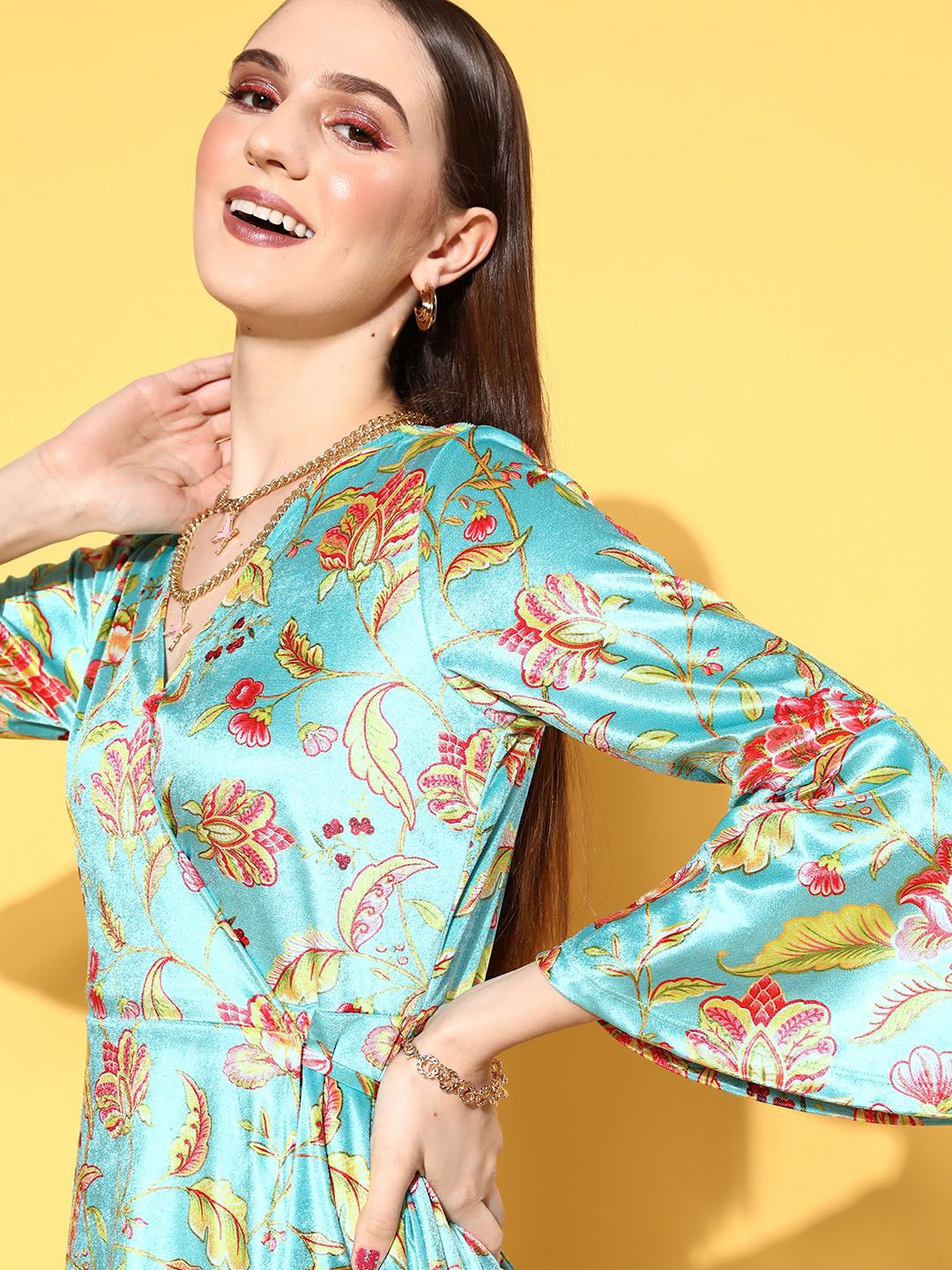 SASSAFRAS Women Stunning Turquoise Blue Floral Wrap It Up Dress