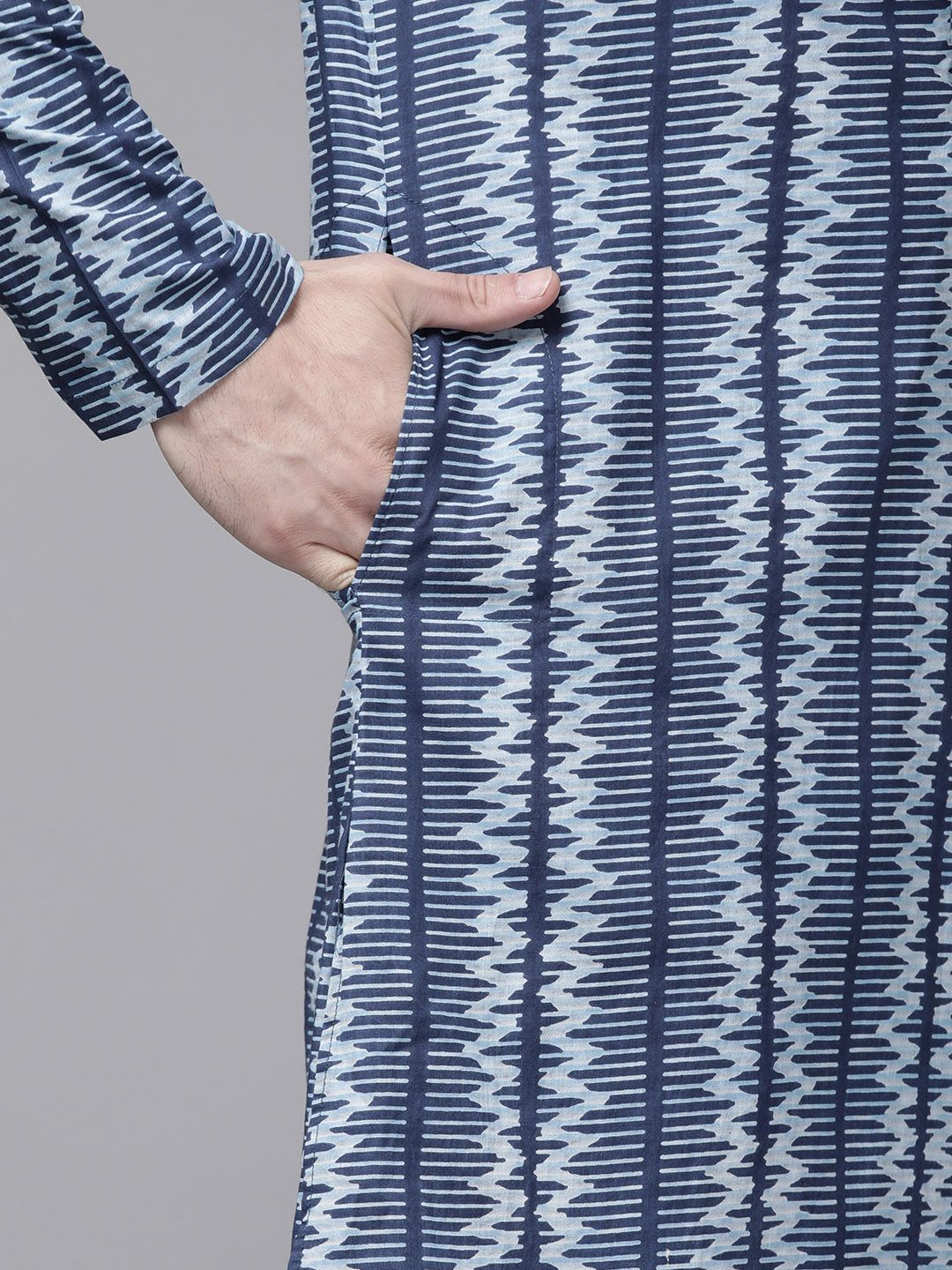 See Designs Men Blue Geometric Print Block Print Handloom Pure Cotton Straight Kurta