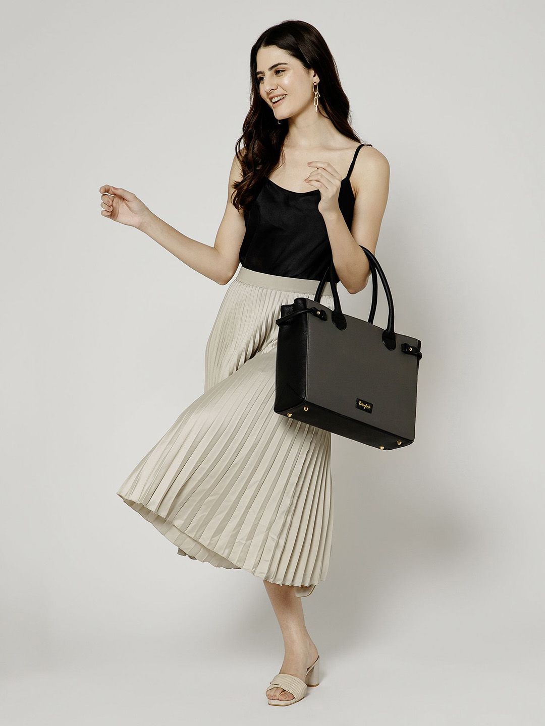 Berrylush Women's Structured Handheld Bag