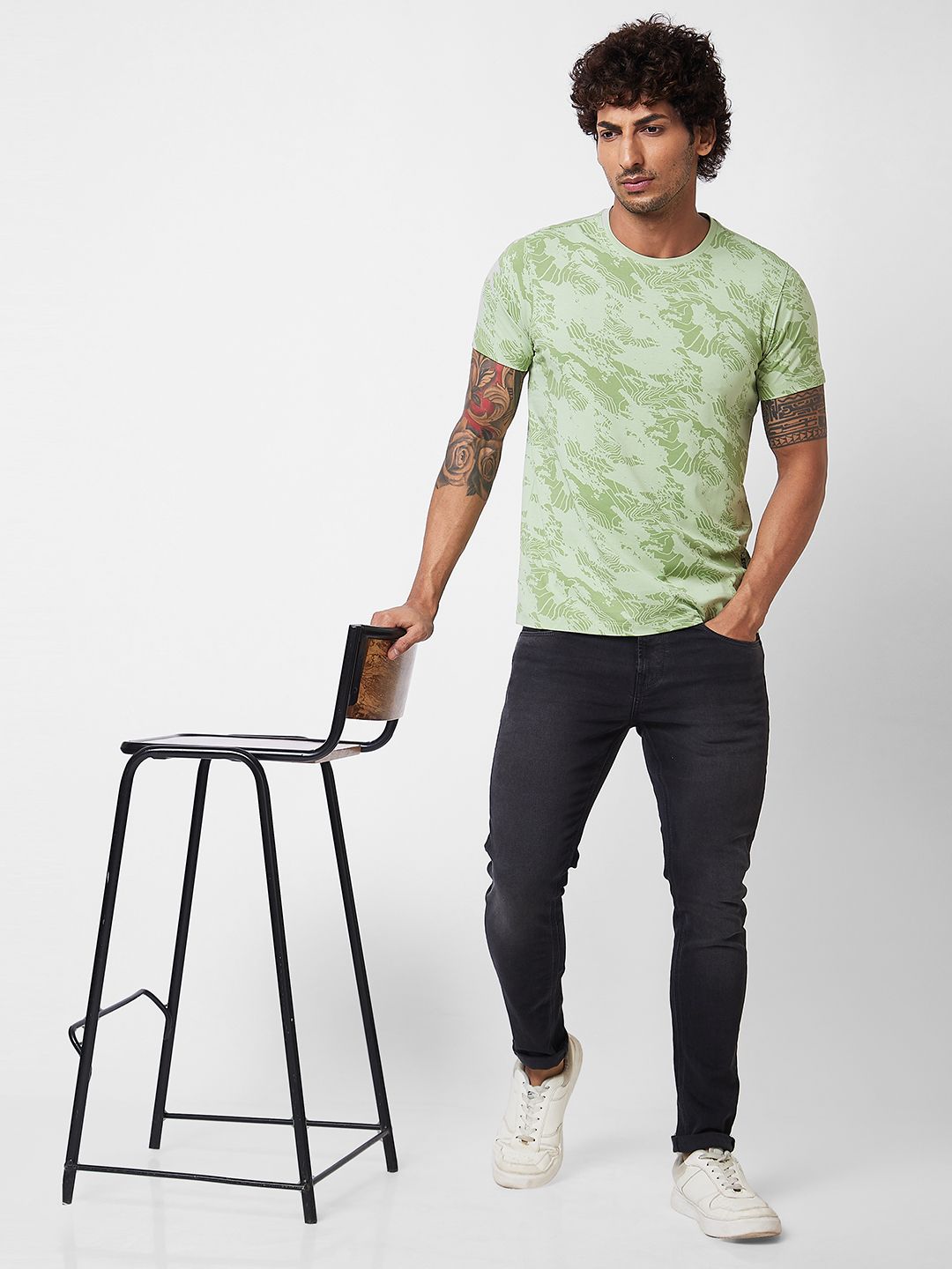 SPYKAR Round Short Sleeves Printed Slim Fit Cotton T-shirt