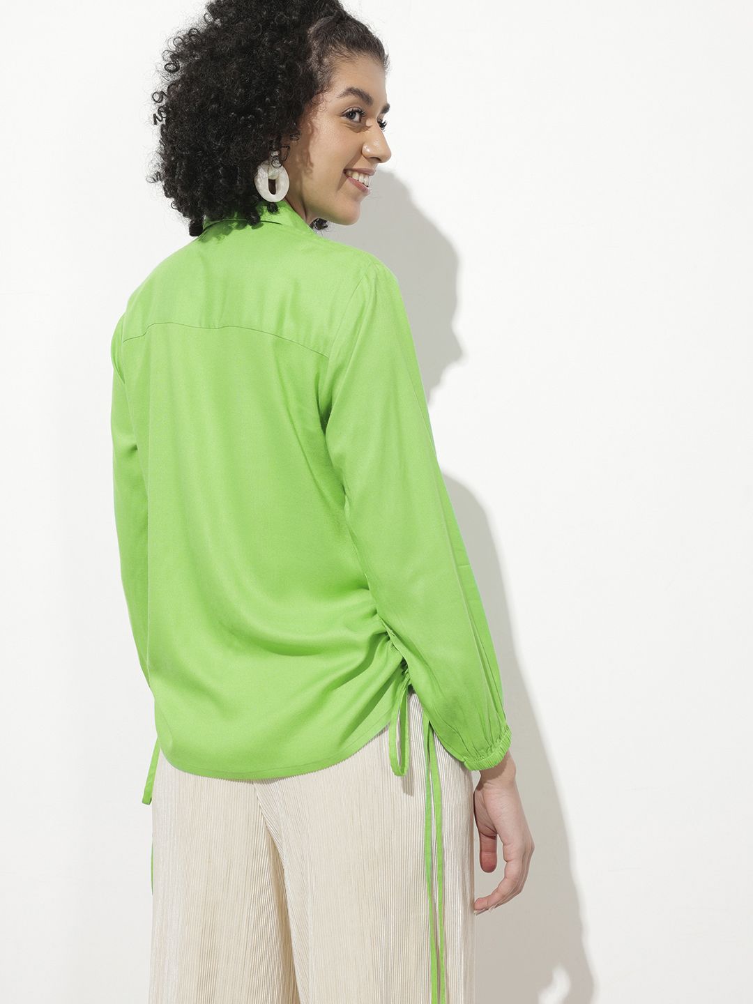 DressBerry Knot Pinch Perfect Classic Shirt