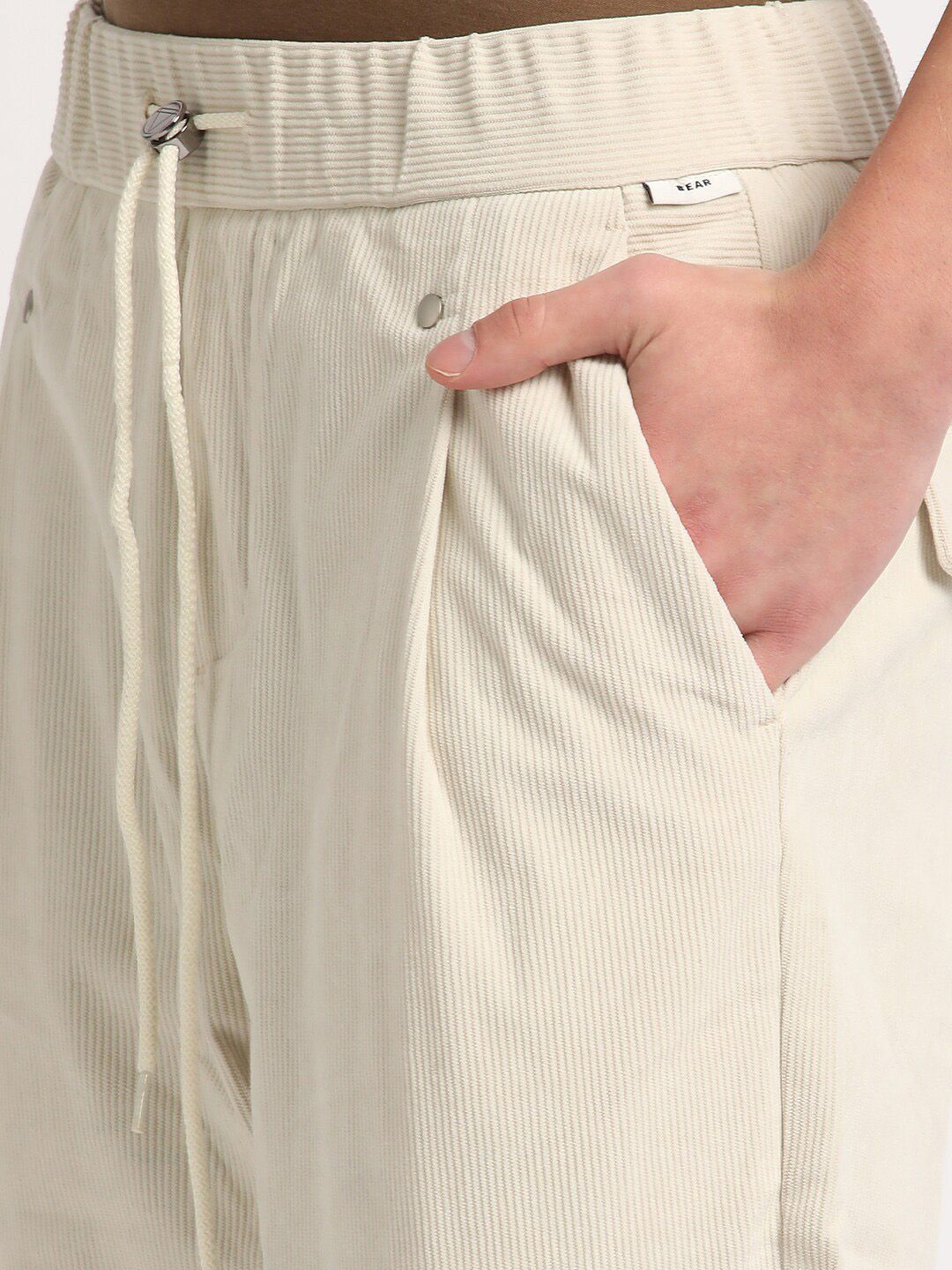THE BEAR HOUSE Men Relaxed Loose Fit Corduroy Cotton Pleated Regular Trousers
