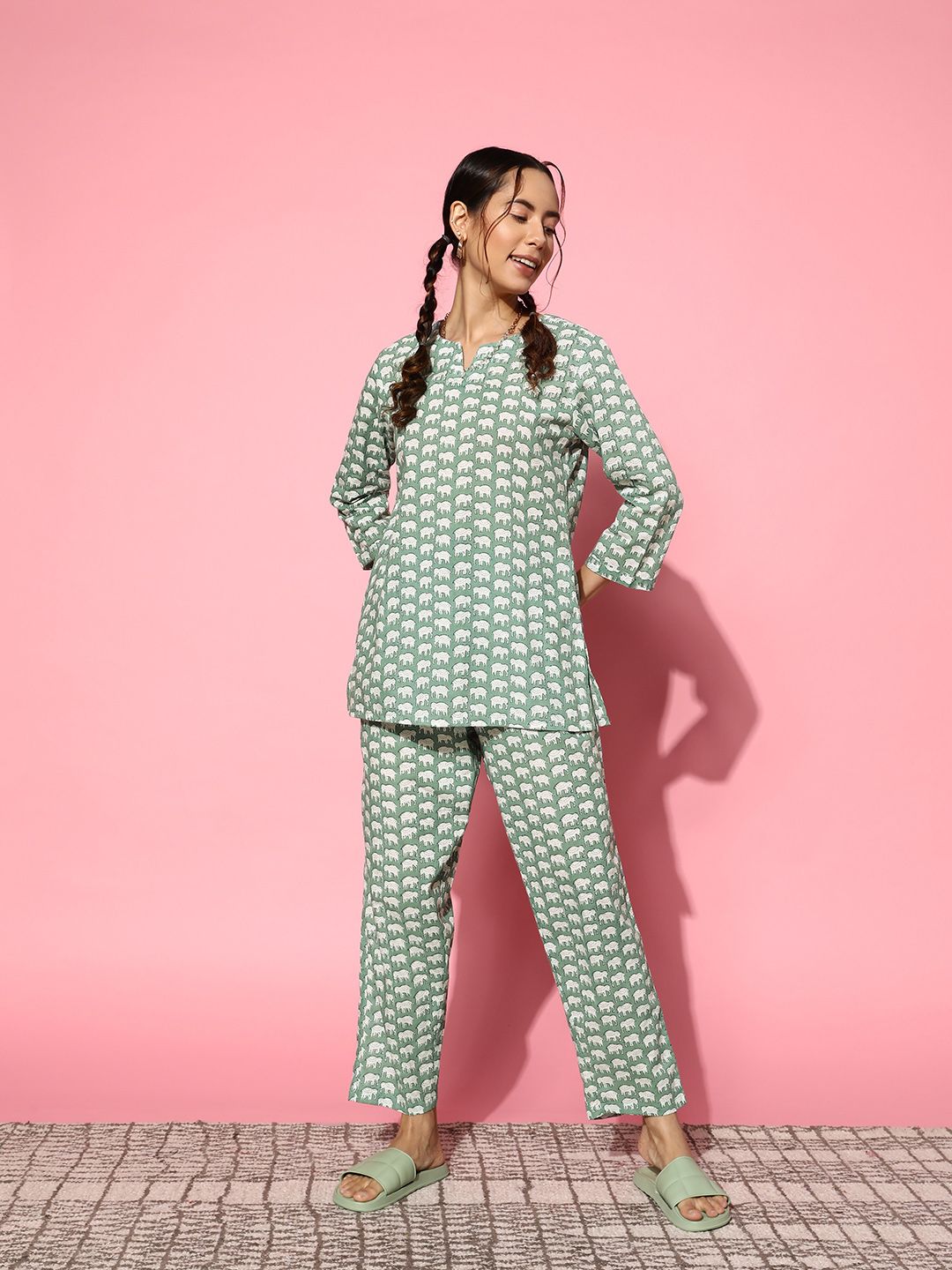 SANSKRUTIHOMES Women Green & White Printed Pure Cotton Top With Trousers