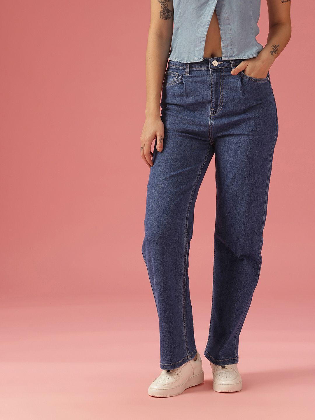 DressBerry Women Straight Fit High-Rise Light Fade Stretchable Jeans