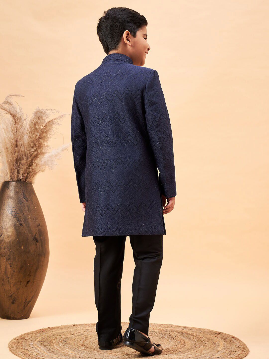 VASTRAMAY Boys Self Design Mandarin Collar Glitter Indo Western Sherwani Set