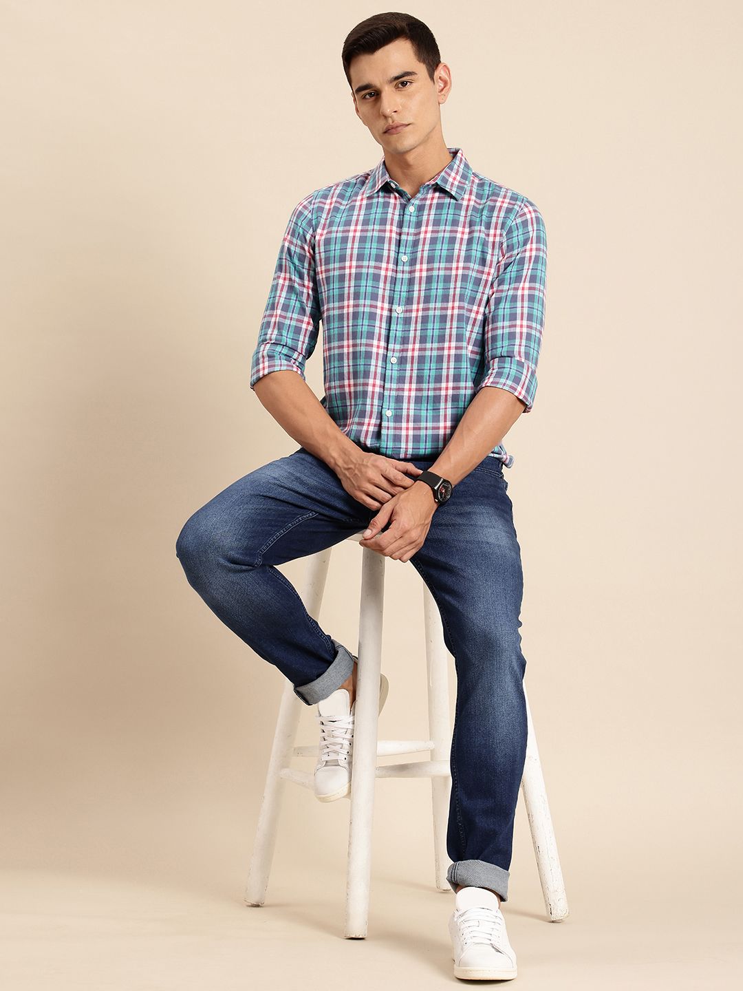 Menjadi kemeja kasual Cotton Slim Manusia Murni