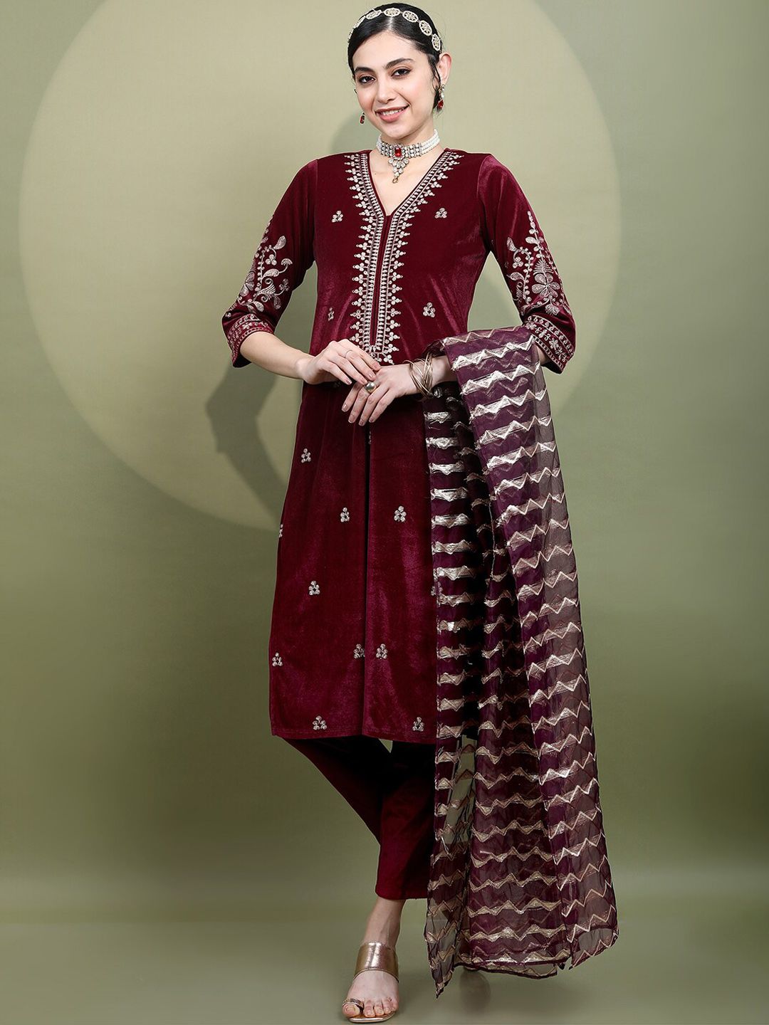 Vishudh Women Embroidered Knitted Velvet Kurta with Trousers & With Dupatta