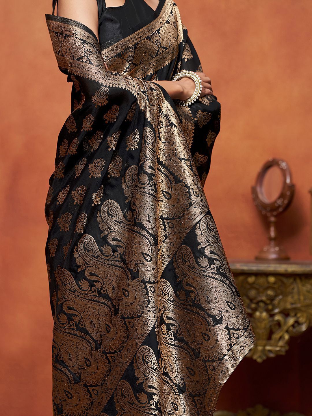 KALINI Woven Design Zari Banarasi Saree