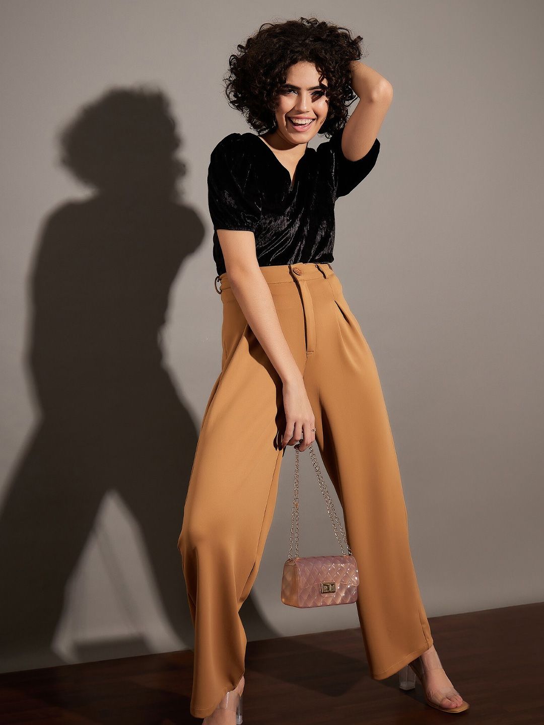 SASSAFRAS Black V-Neck Puff Sleeve Velvet Top