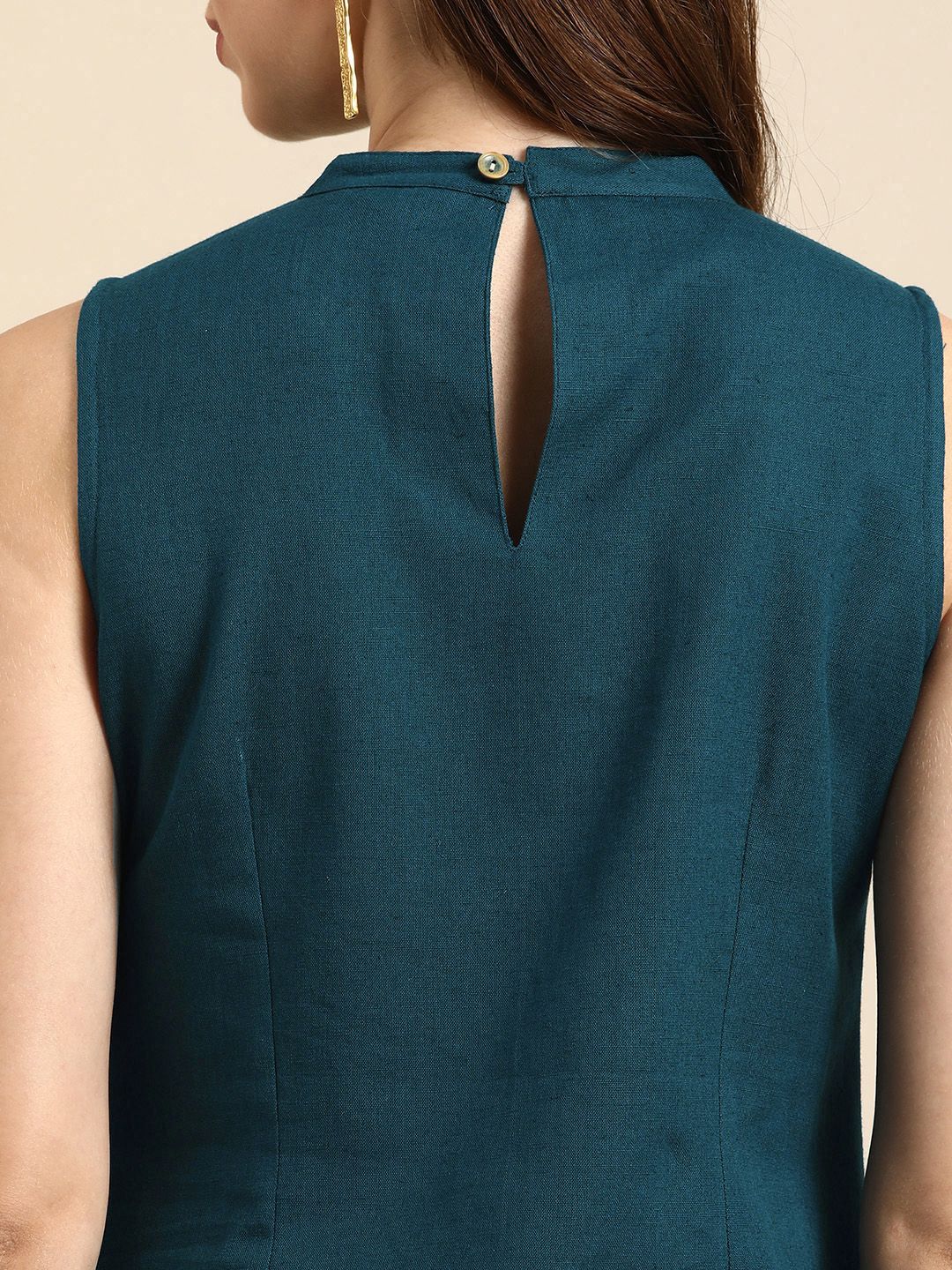 Anouk Women Solid Round Neck Pure Cotton Kurta