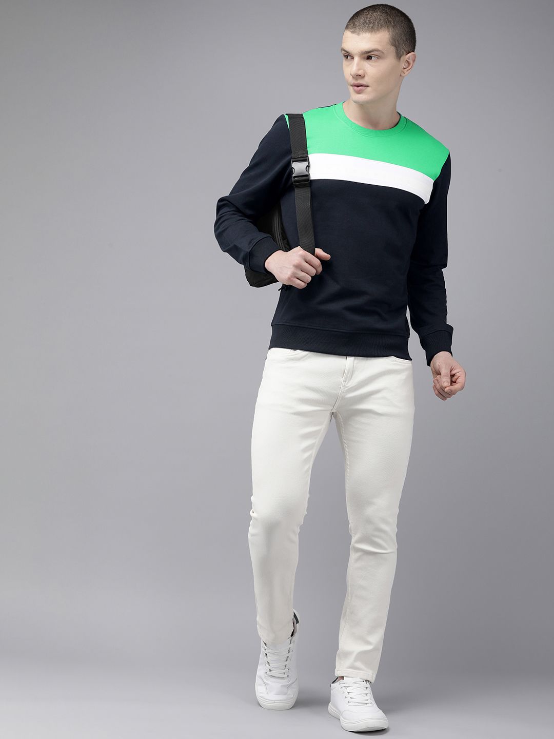 Park Avenue Colourblocked Long Sleeves Sweatshirt