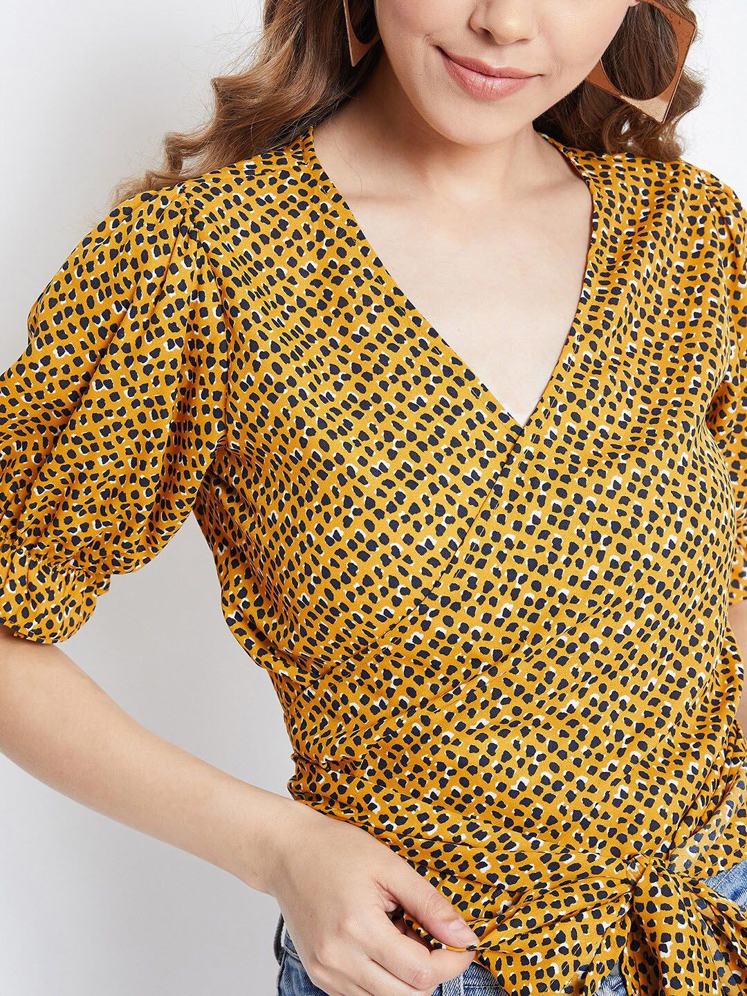 Berrylush Women Yellow Printed Wrap Top