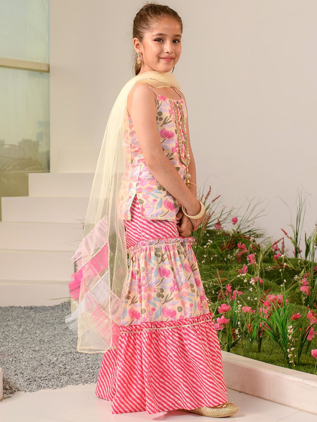 pspeaches Girls Floral Printed Regular Pure Cotton Kurta with Sharara & Dupatta