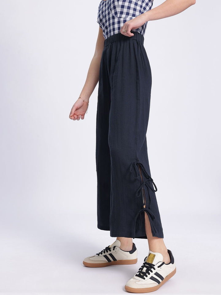 DressBerry Women Cutesy Sway Trousers with Bow-Detail