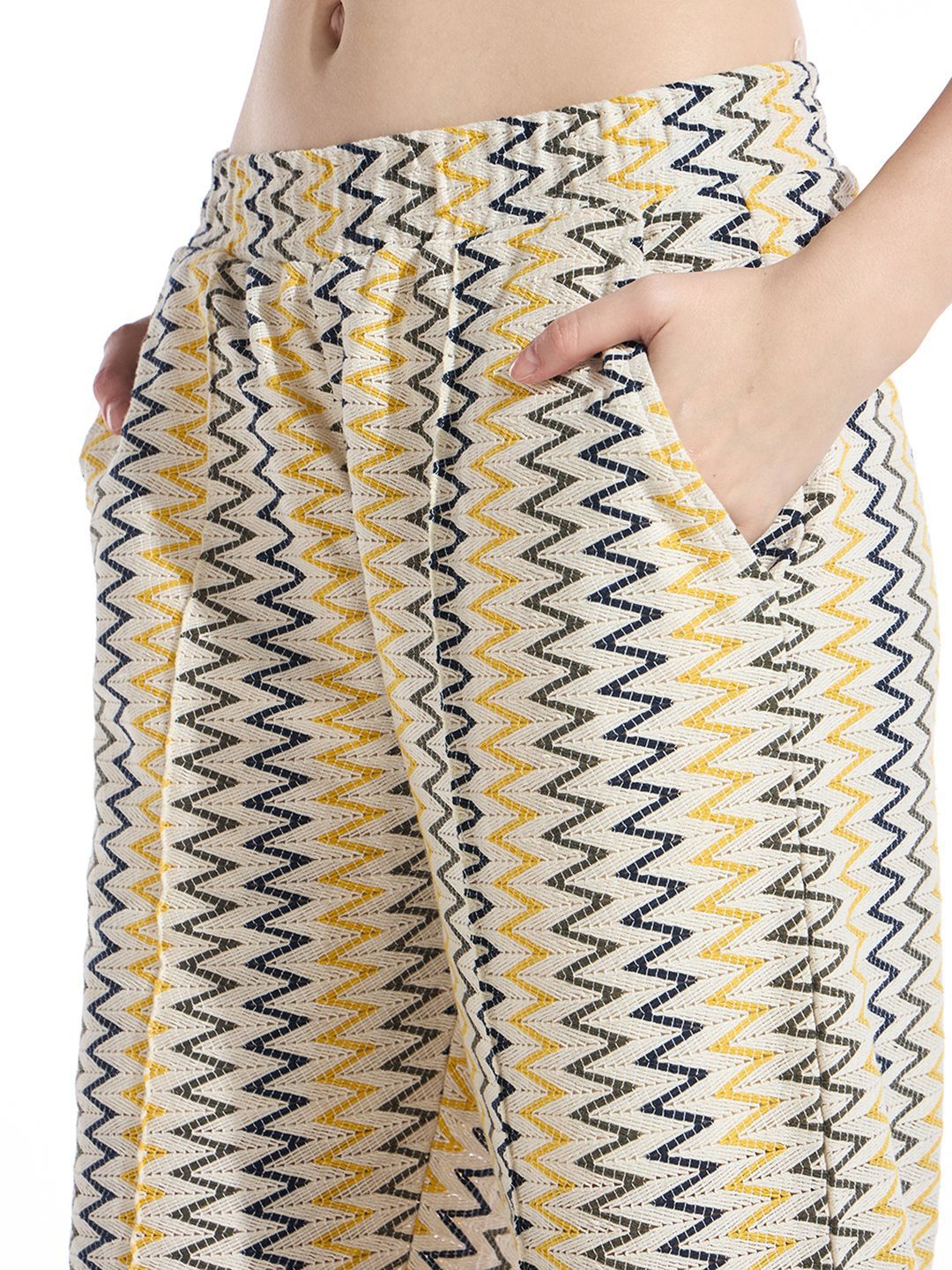 Bewakoof Women Printed Cotton Baggy Relaxed High-Rise Parallel Trousers