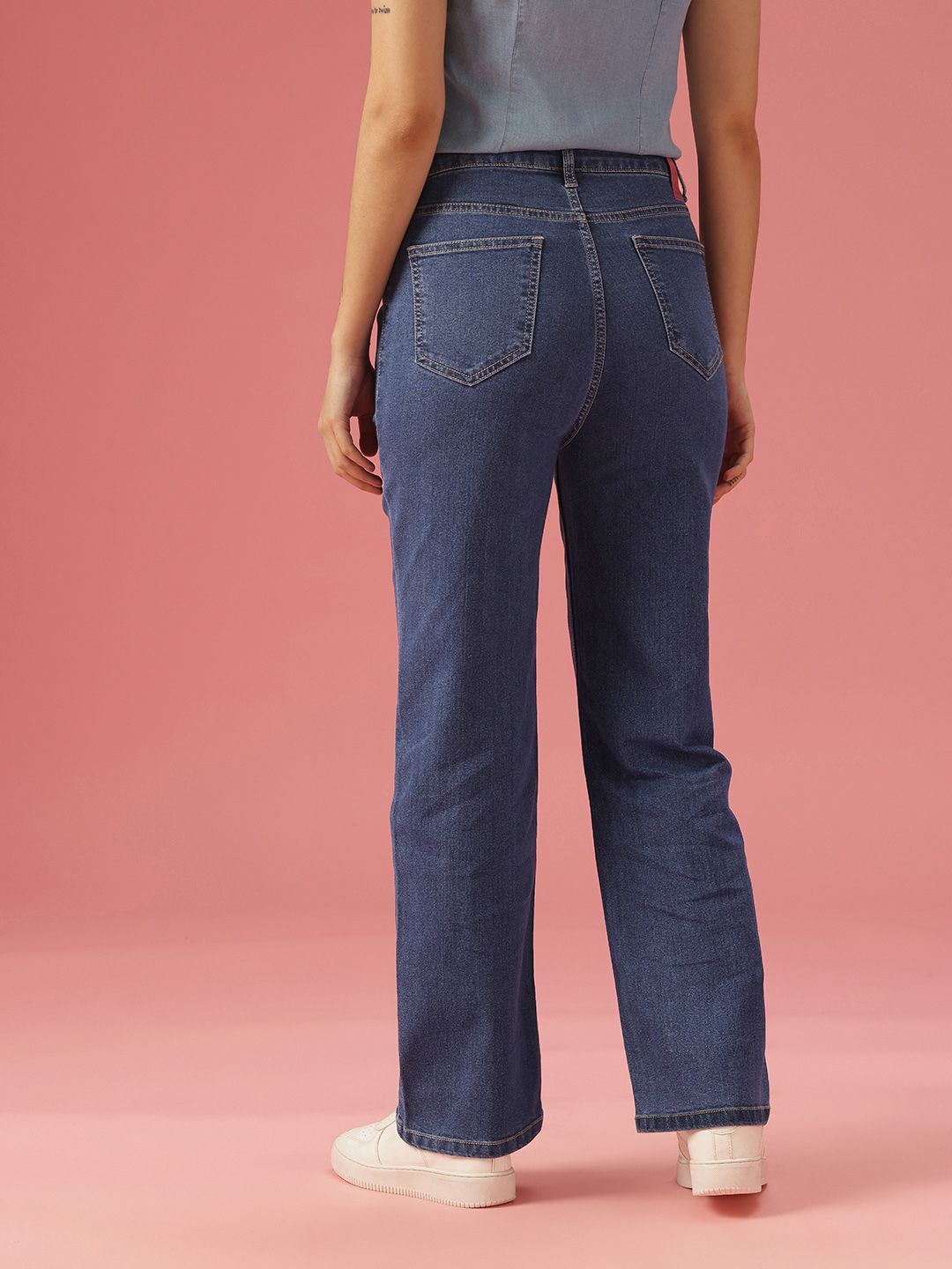 DressBerry Women Straight Fit High-Rise Light Fade Stretchable Jeans