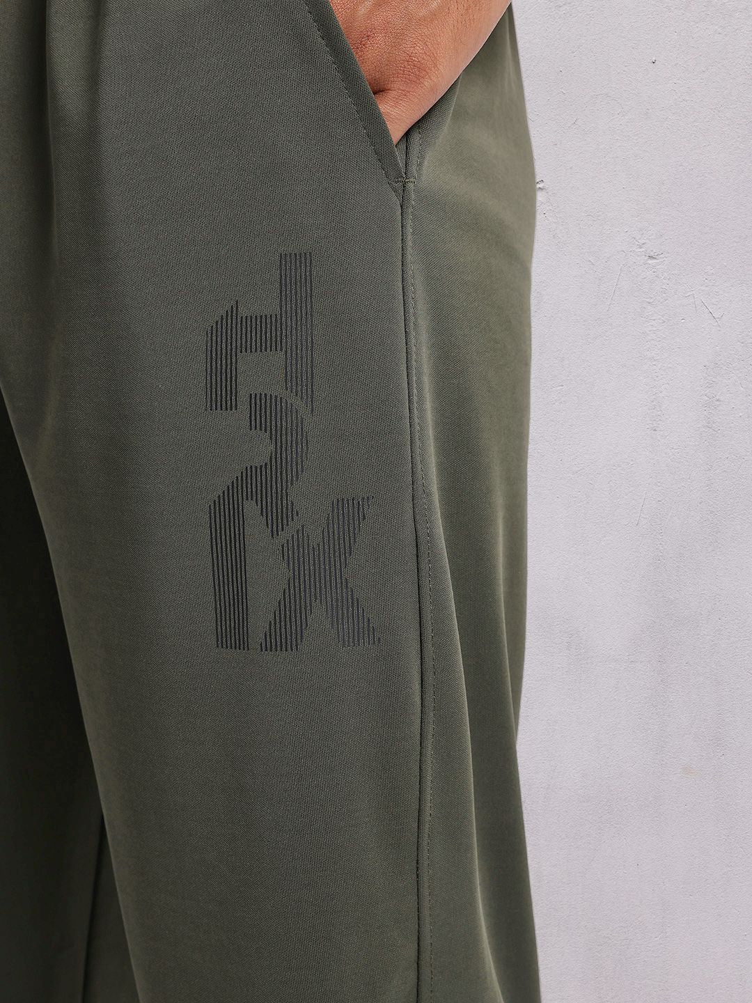 HRX by Hrithik Roshan Men Rapid-Dry Training Joggers