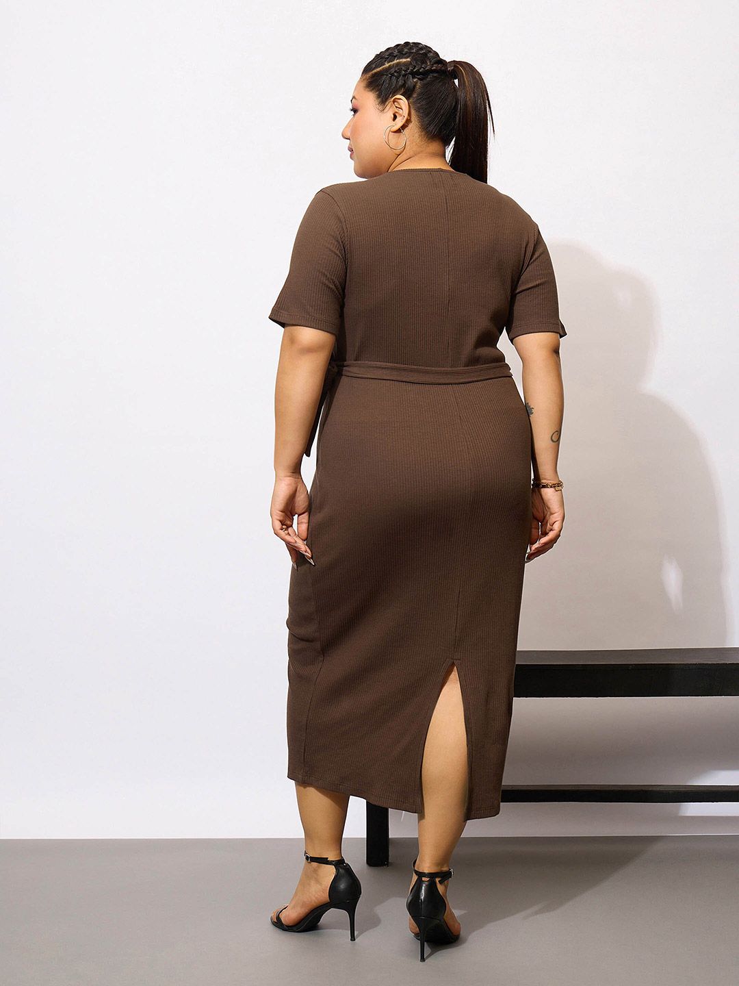 SASSAFRAS Curve Plus Size Sheath Midi Dress