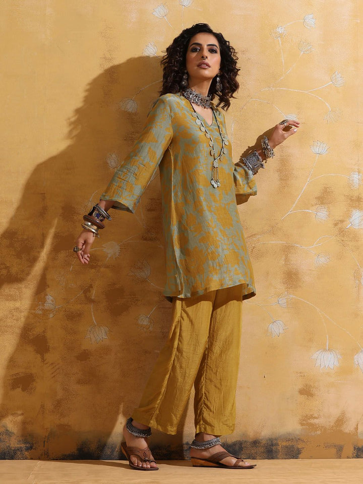 trueBrowns Printed Tunic With Trousers Co-Ords