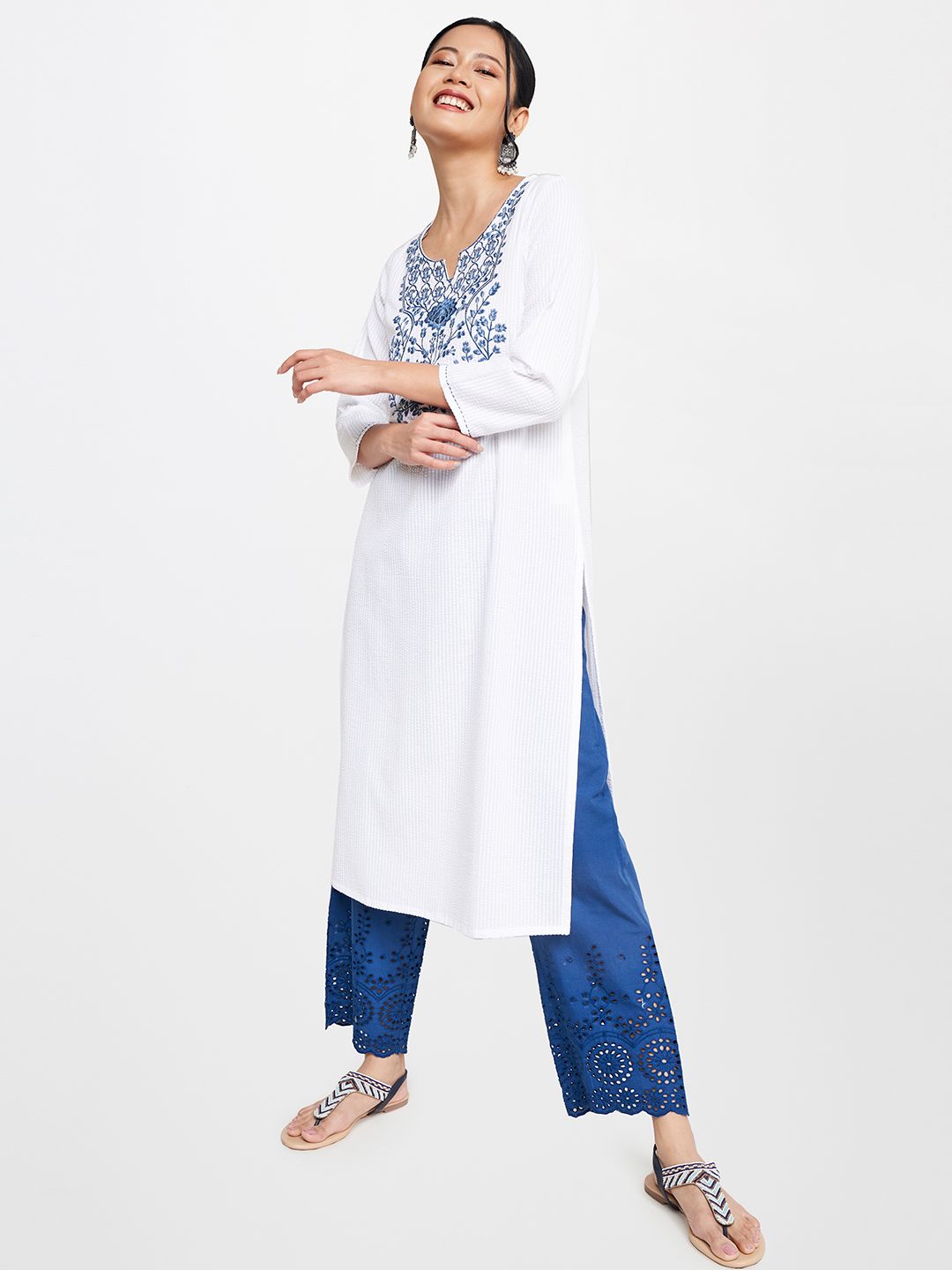 Global Desi Women Mid-Rise Straight Fit Trousers