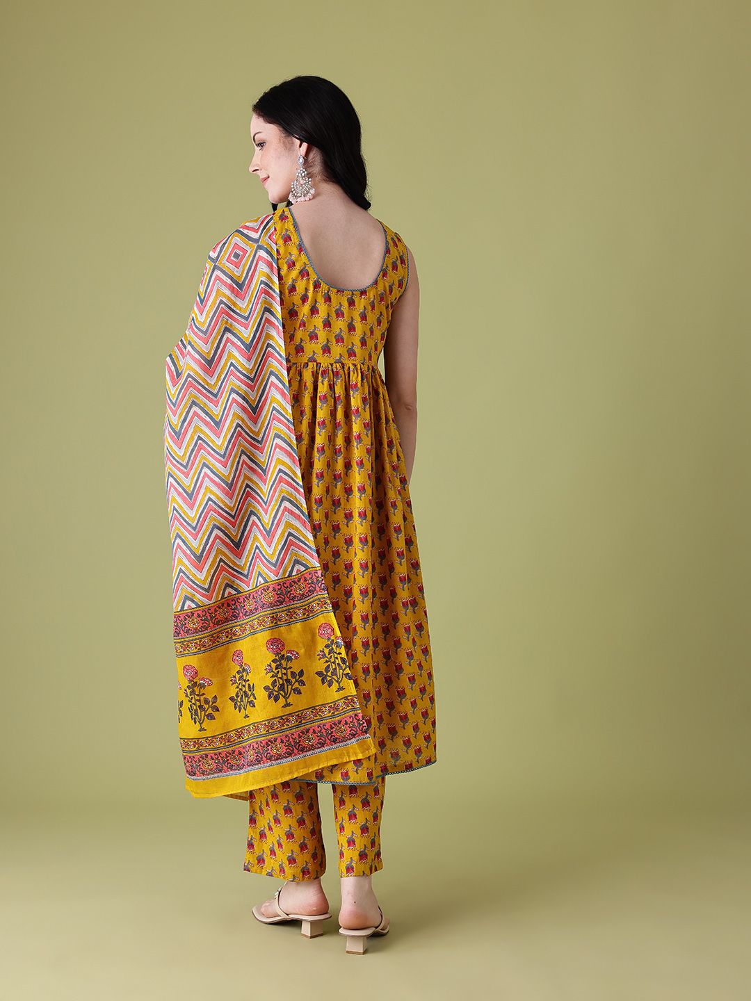 Anouk Floral Print Pleated Pure Cotton Kurta with Trousers & Dupatta