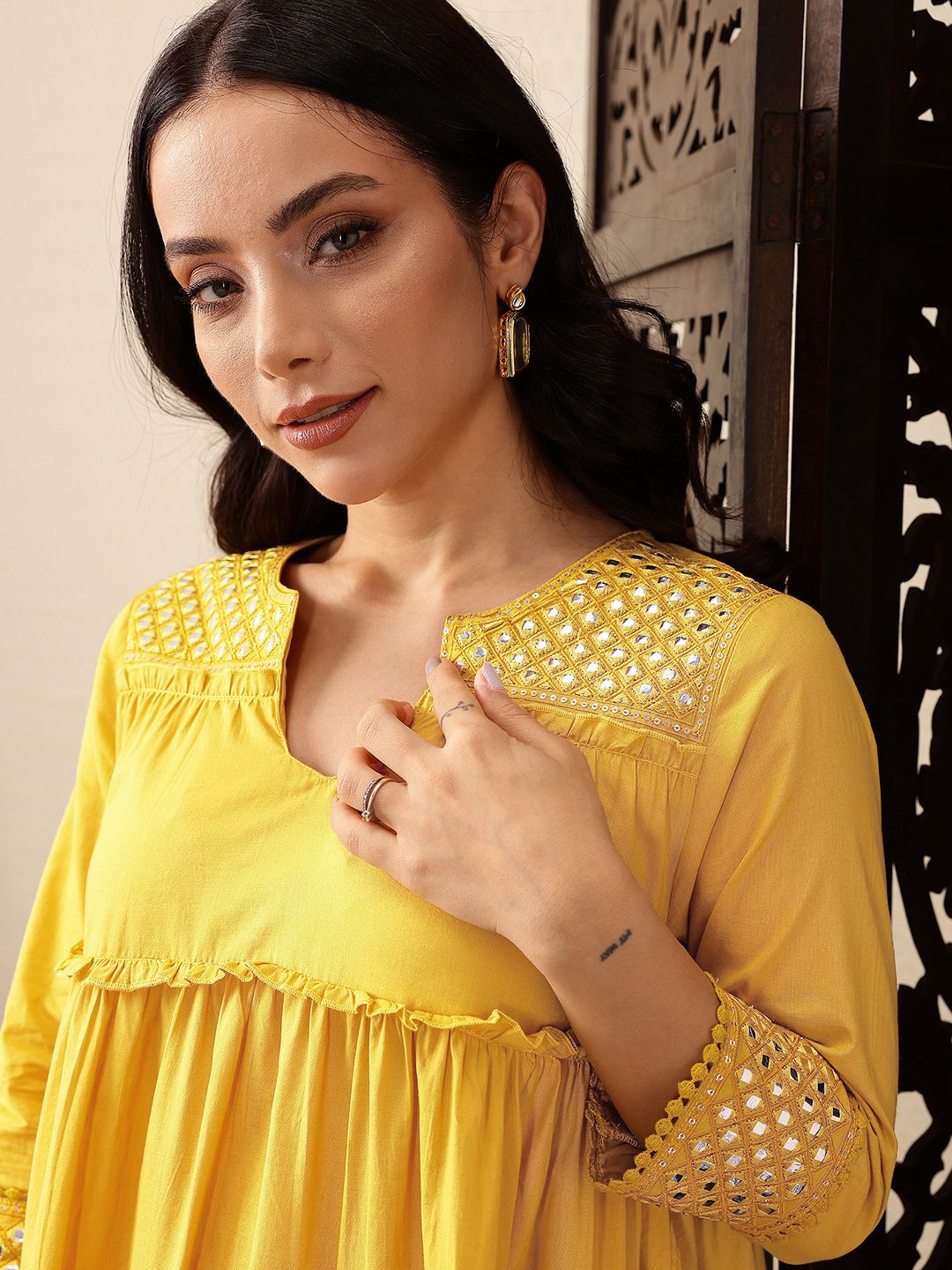 House of Pataudi Mirror Work Tiering Jashn Kurta