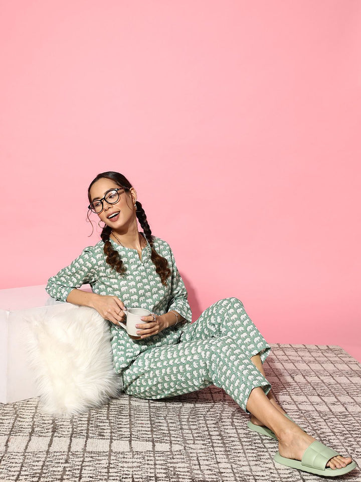 SANSKRUTIHOMES Women Green & White Printed Pure Cotton Top With Trousers