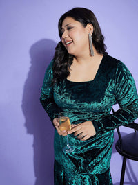 SASSAFRAS Curve Green Plus Size Square Neck Long Sleeves Velvet A-Line Dress